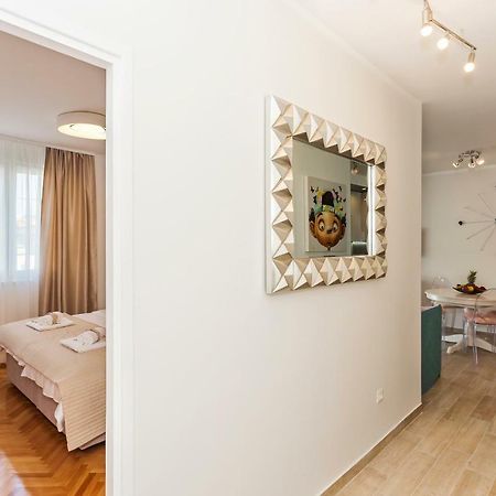 Valum Luxury Apartment Split Exterior photo