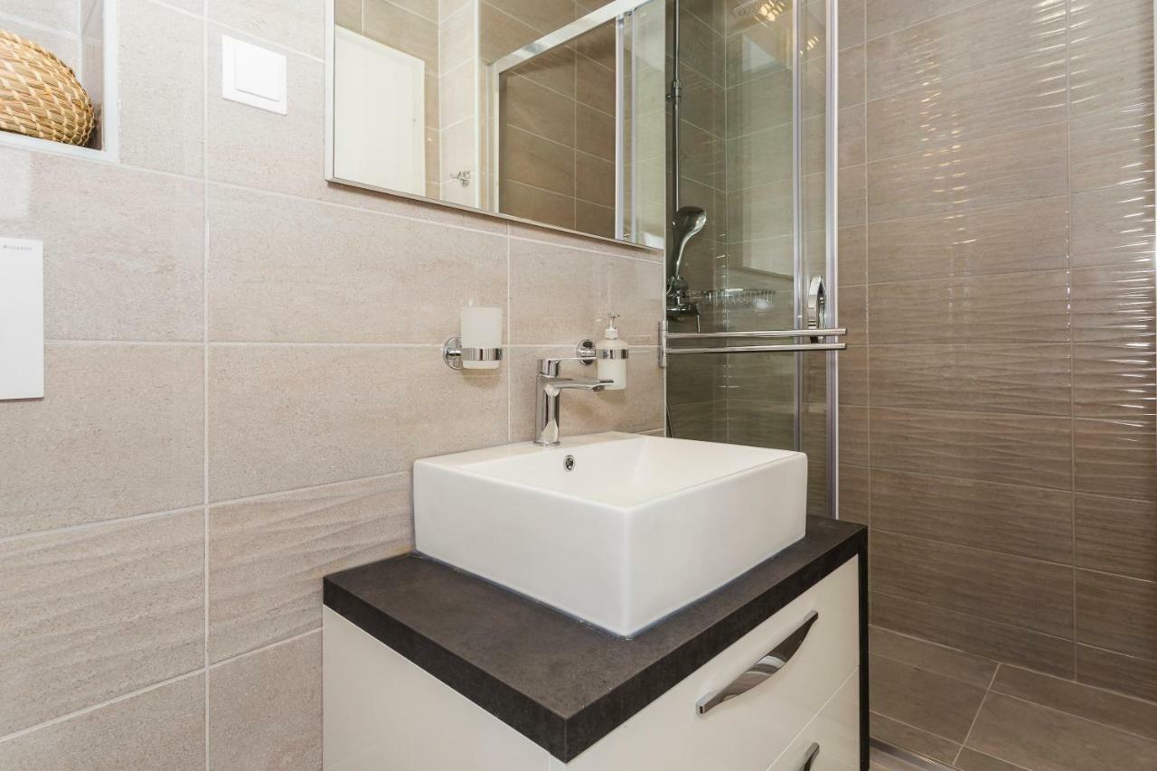 Valum Luxury Apartment Split Exterior photo