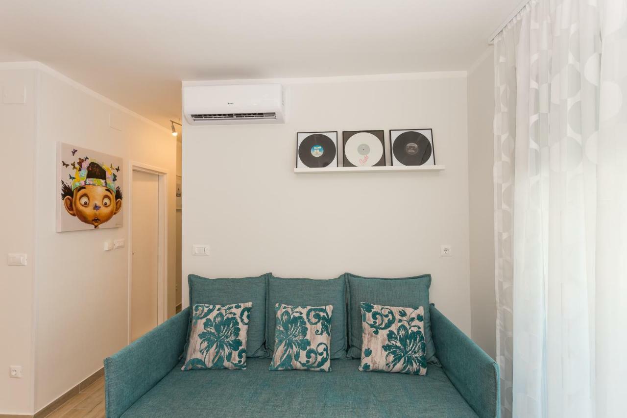 Valum Luxury Apartment Split Exterior photo